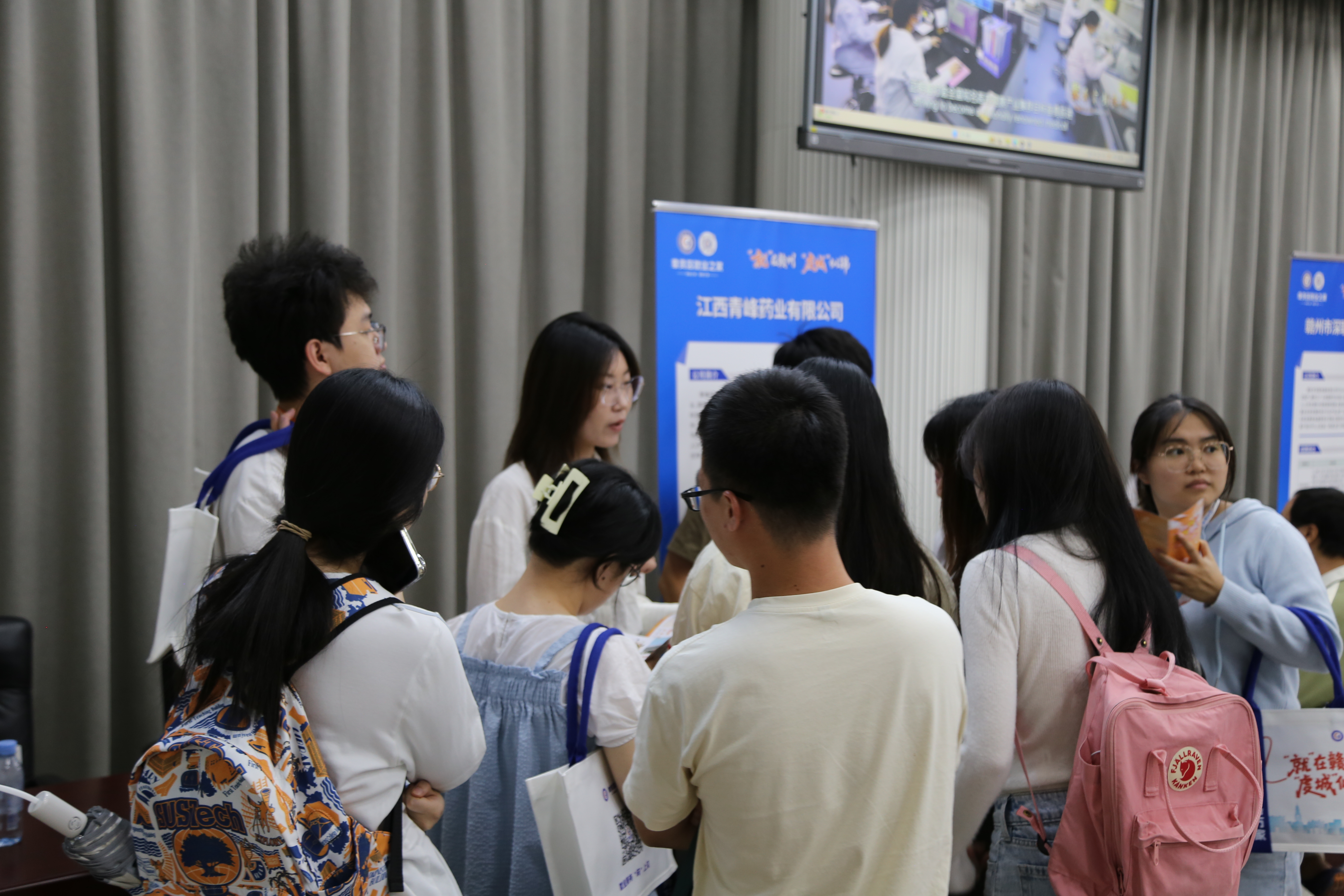 1762160418119920.jpg 1762160418119920.jpg